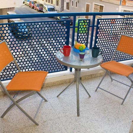 Apartamento En Torrevieja A 50M Playa المظهر الخارجي الصورة