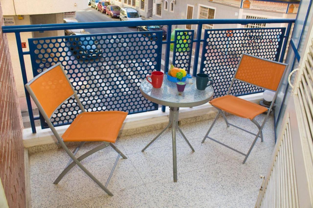 Apartamento En Torrevieja A 50M Playa المظهر الخارجي الصورة